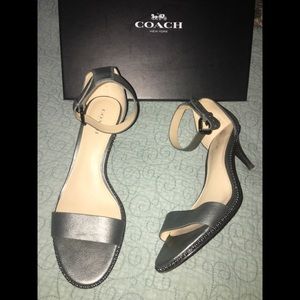Coach minimalist kitten heels